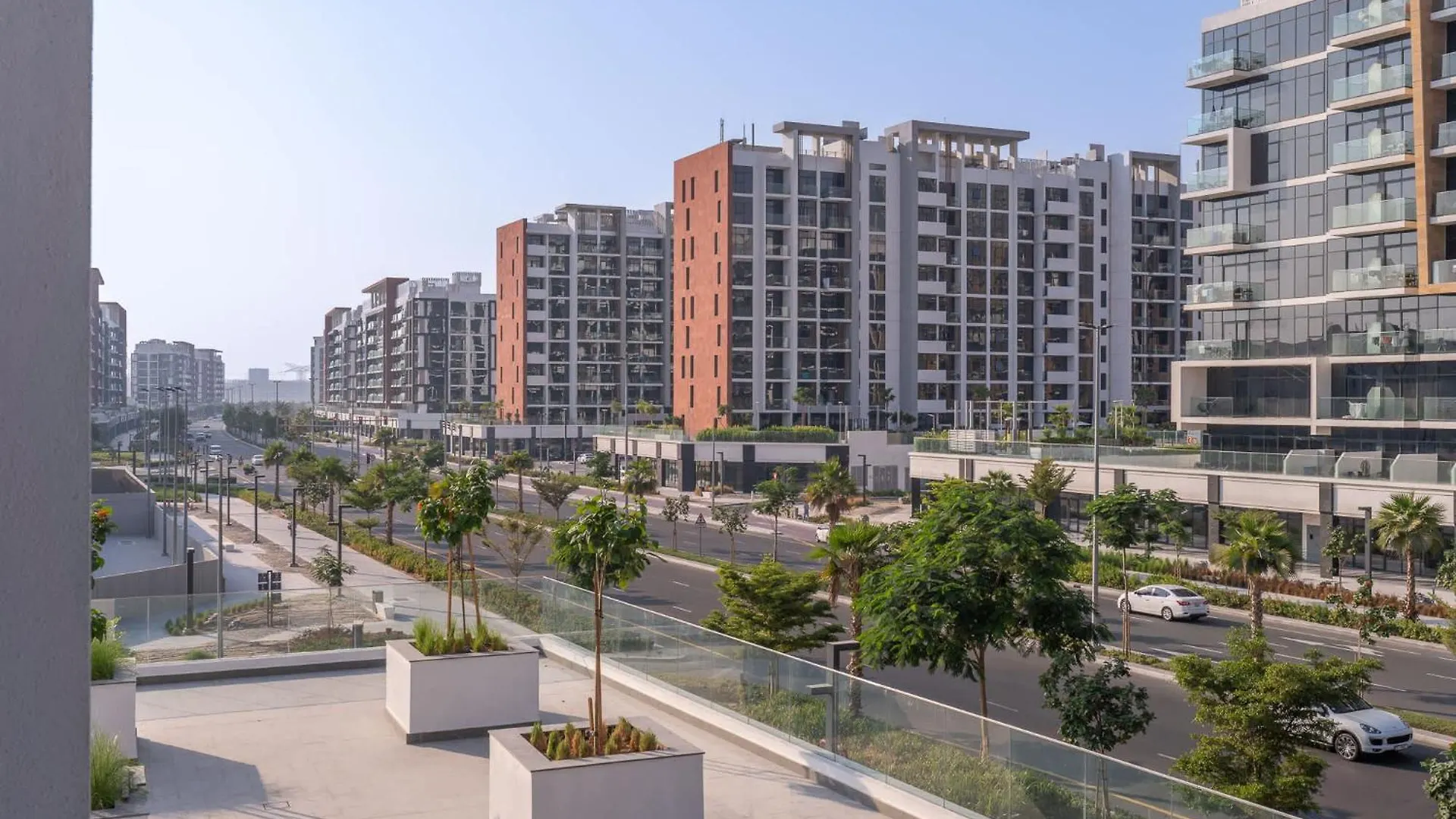 Homey Studio Apartment Perfect For 2 At Azizi Riviera 46 Dubai