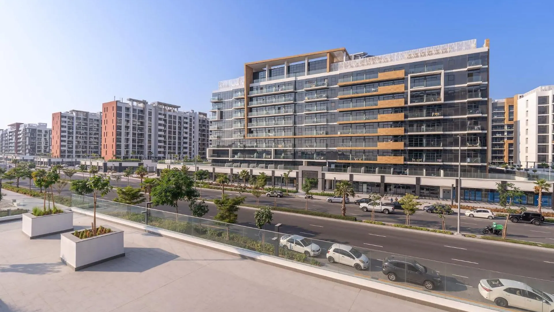 Homey Studio Apartment Perfect For 2 At Azizi Riviera 46 Dubai